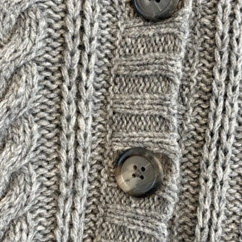 Banana Republic Alpaca-Blend Gray Short-Sleeved Sweater/Cardigan, Size Medium - Picture 2 of 5